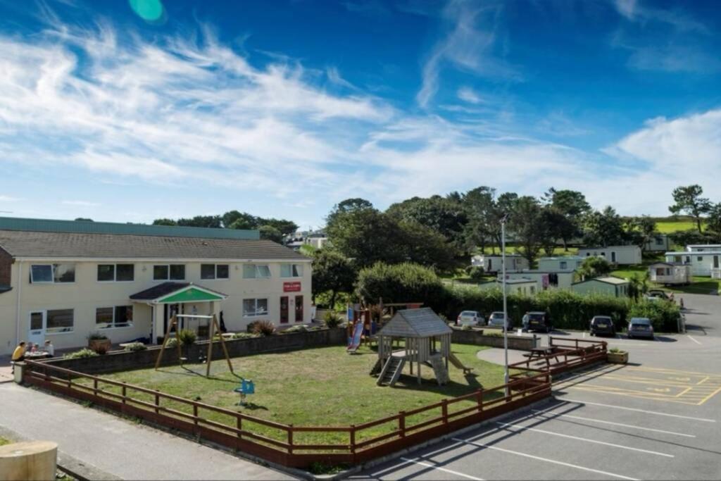8 Sleep Chalet At Newquay Away Nb168 Apartment Newquay (Cornwall)